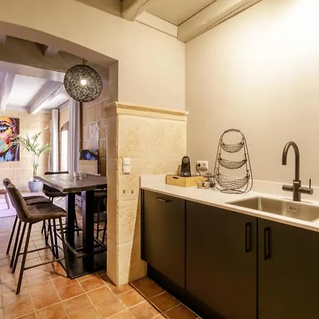 Aparthotel Castillo Coveta 4*
