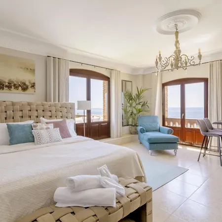 Castillo Coveta Apart-hotel
