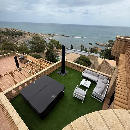 Castillo Mary Sol 3*